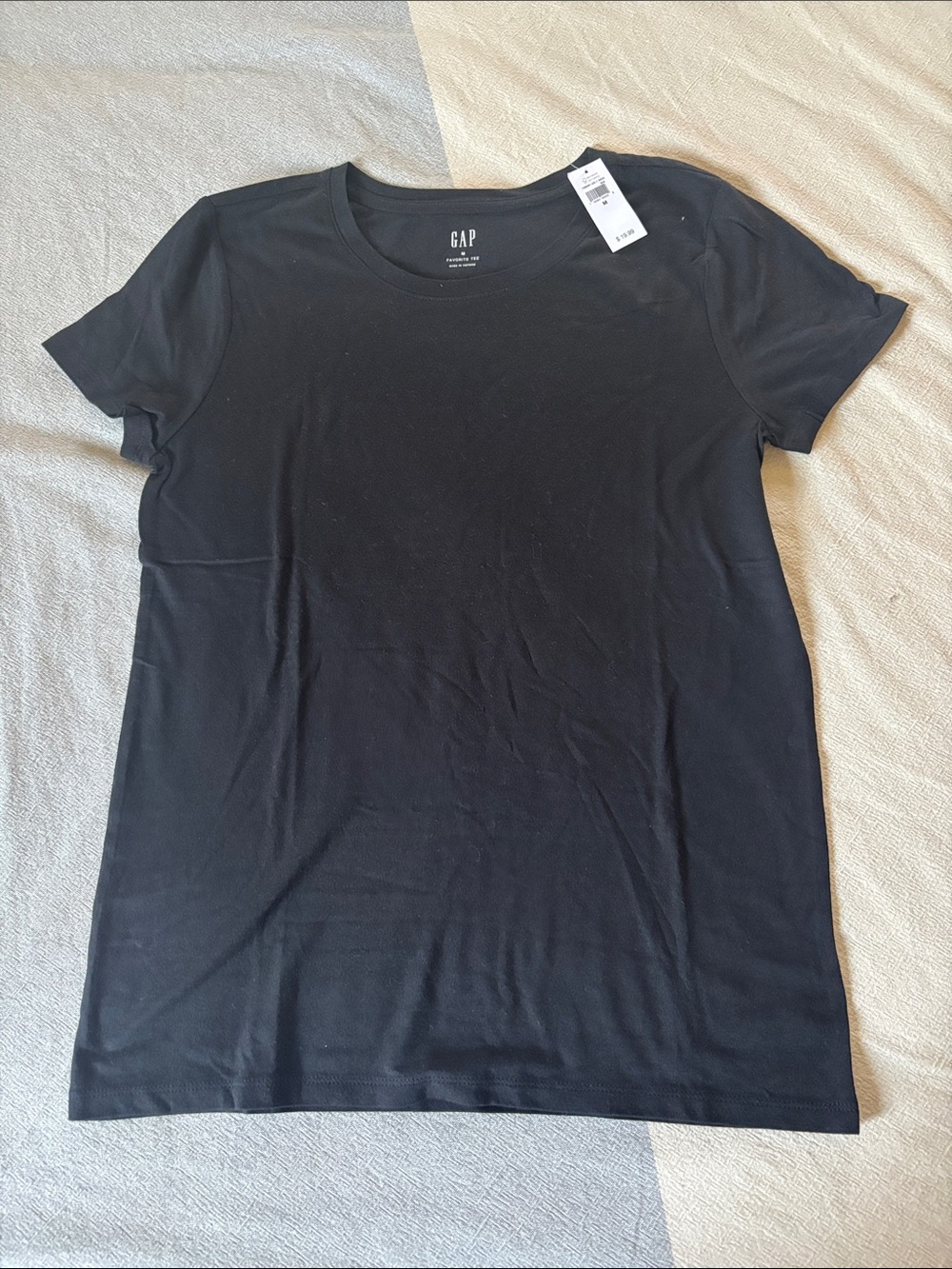 NWT GAP Women's Short Sleeve Crew Tee - Black
